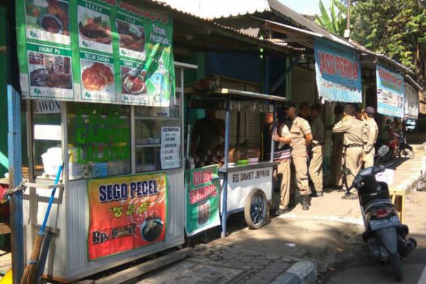 Satpol PP Kabupaten...