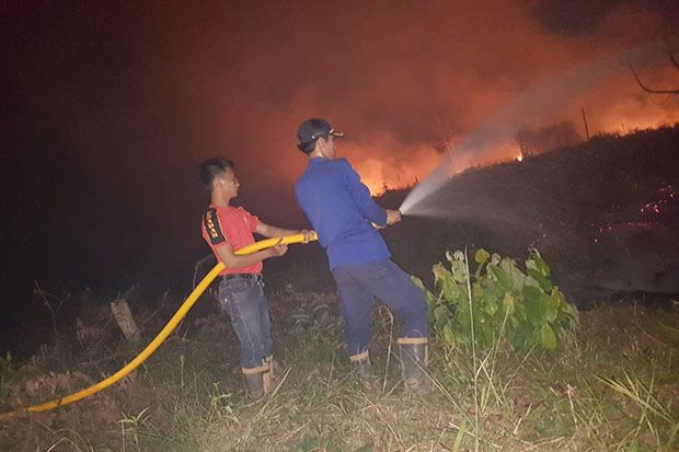 Si Jago Merah Hanguskan...