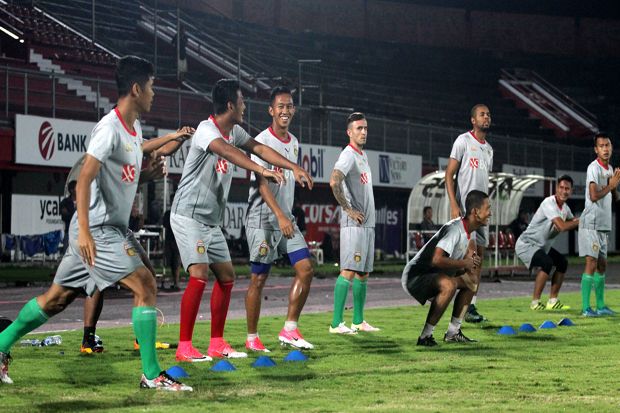 Di Markas Bali United,...