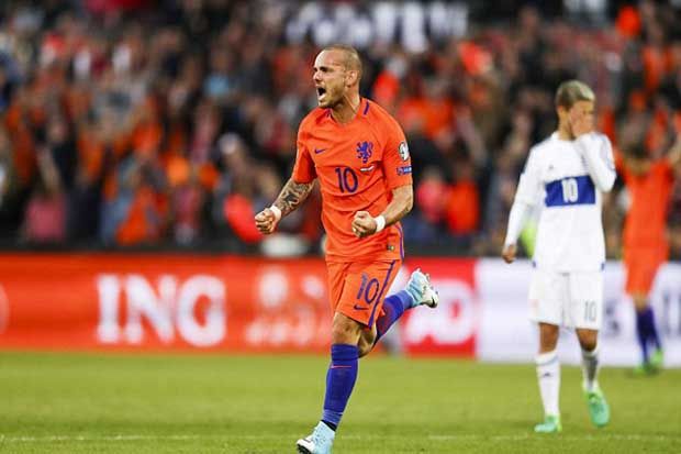 Perasaan Sneijder Cetak...