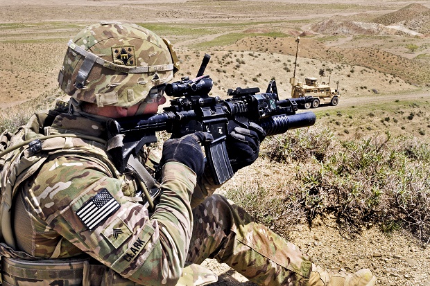 Afghanistan: Tentara...