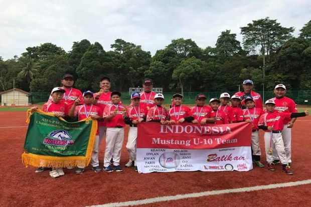 Juara setelah Hantam...