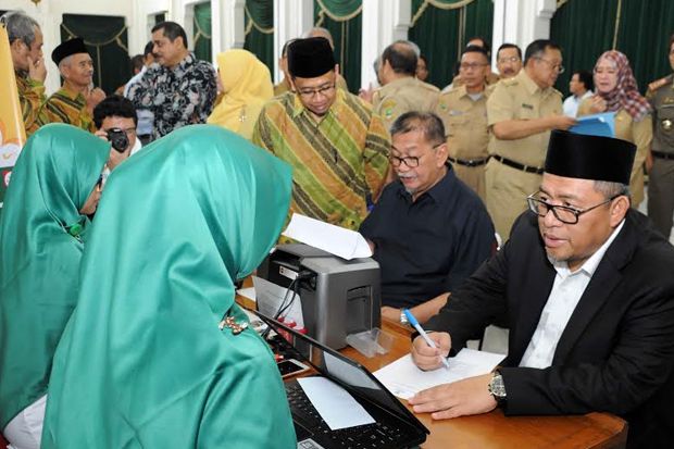 Baznas Jabar Target...