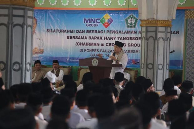 Kunjungi Ponpes Fauzan...
