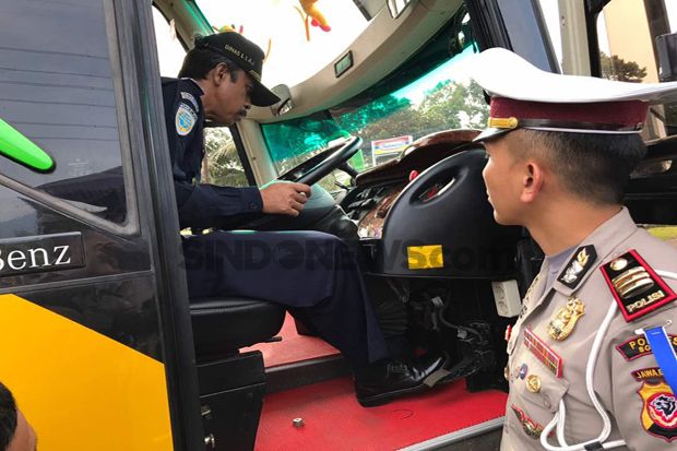 Angkutan Mudik yang...
