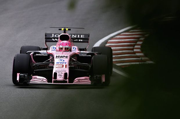 Tim Balap Formula 1...