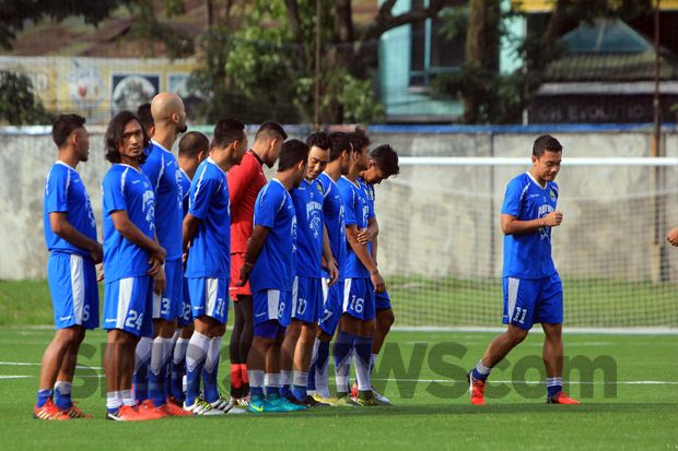 Tanpa Dado, Persib Siap...