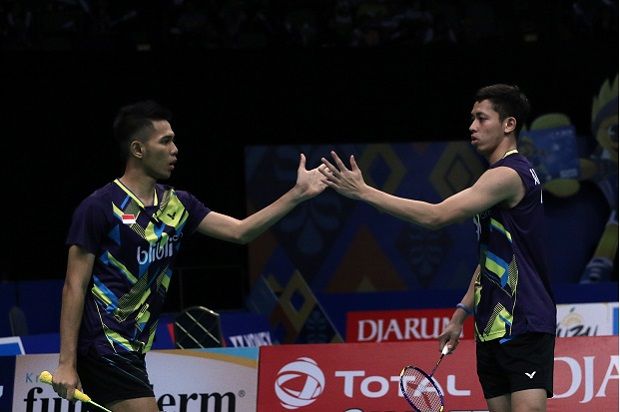 Teriakan Suporter Kadang...