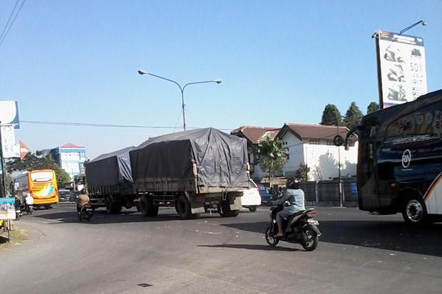 H-4, Angkutan Barang...