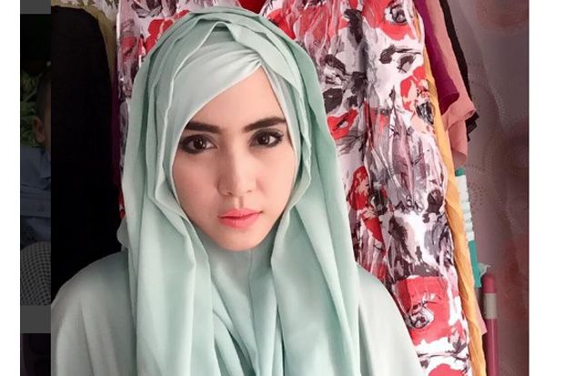 April Jasmine Ingin...