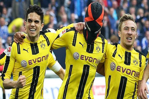 Bomber Dortmund dan...