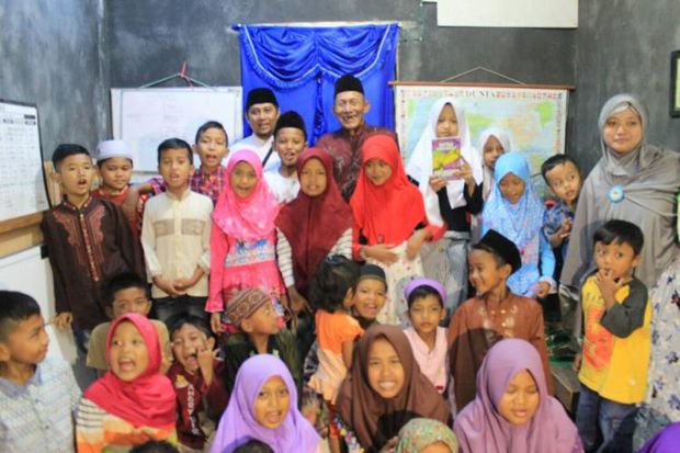 Secercah Senyum Keberkahan...