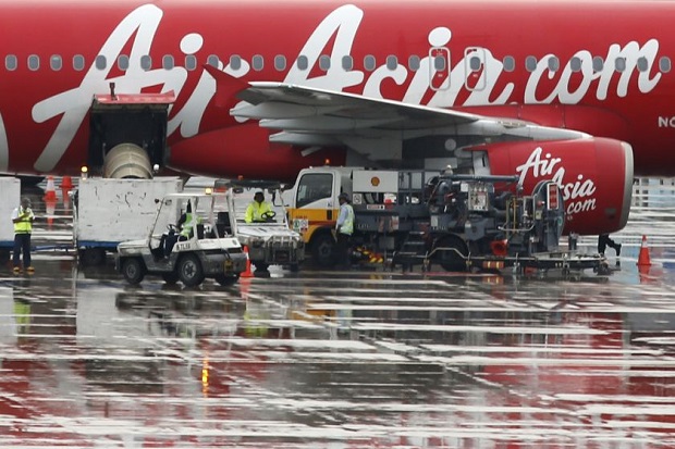 Terdengar Ledakan, AirAsia...