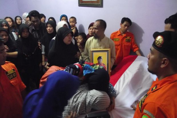 Istri Catur Bambang...