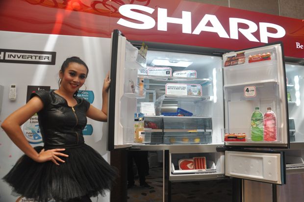 Penjualan Sharp di Bulan...