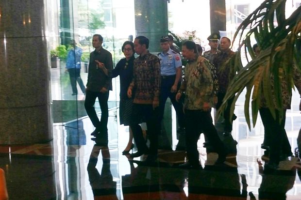 Jokowi Kunjungi BEI...