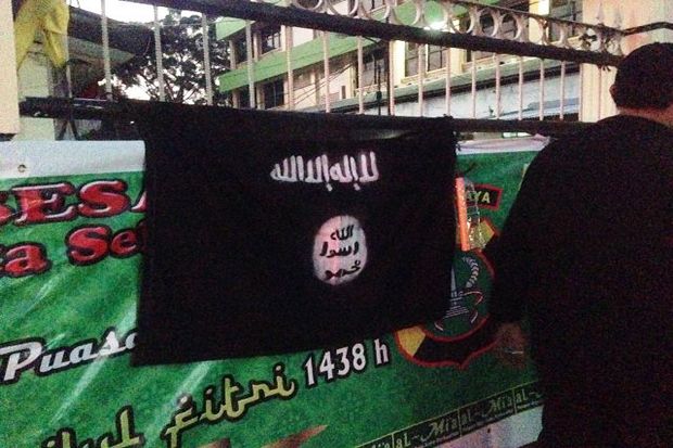 Terkait Bendera ISIS,...