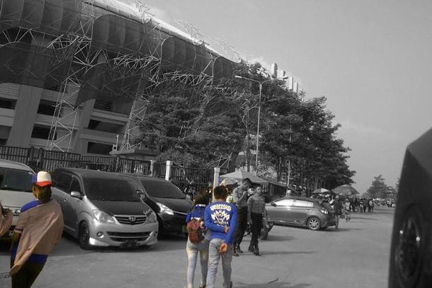 Disanksi, Bobotoh Tetap...