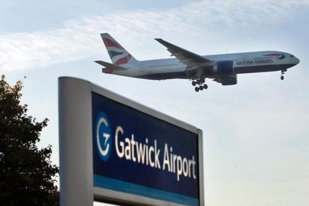 Asyik, Bandara di London...
