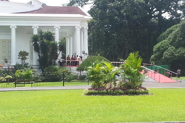 24-28 Juli, Istana Bogor...