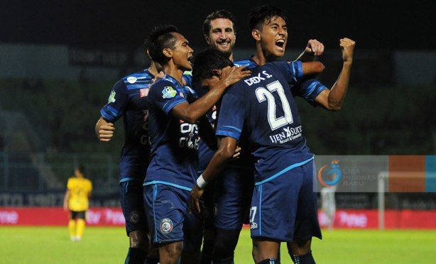 Tekuk Sriwijaya FC,...