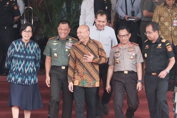 Sri Mulyani Ancam Copot...