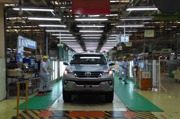 Laris Manis, Toyota...