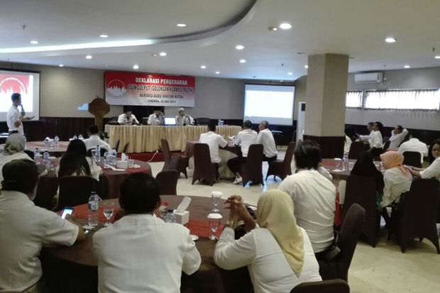 Warga Cirebon Deklarasikan...