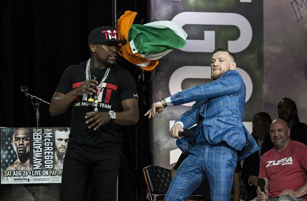 Bendera Irlandia Warnai...