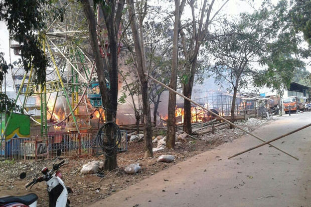 Kebakaran Hebat di Kelurahan...
