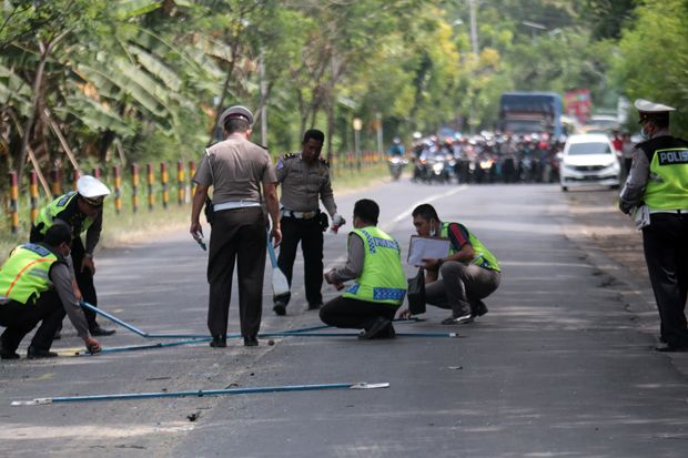 Semua Korban Kecelakaan...