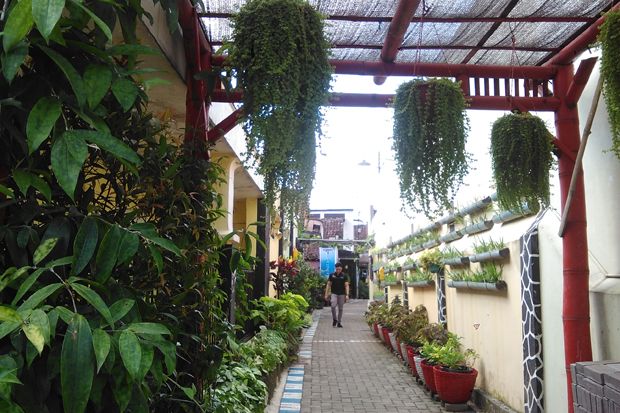 Kampung Glintung Go...