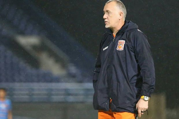 Borneo FC Pecat Dragan...