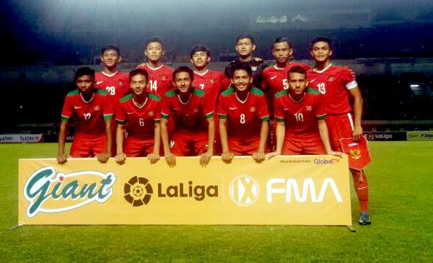 Sepasang Gol Egy Maulana...