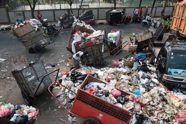 Selain Cilincing, Sampah...