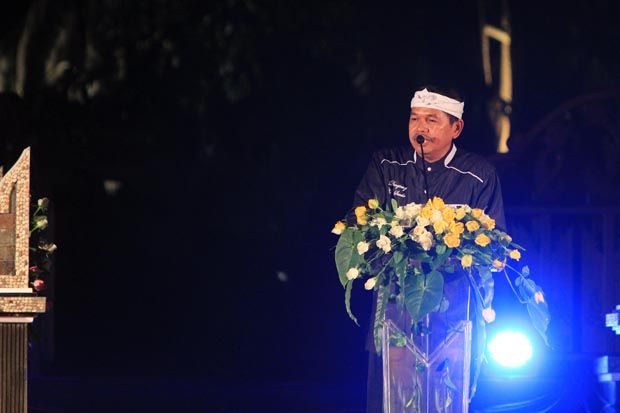 Agustus, Dedi Mulyadi...