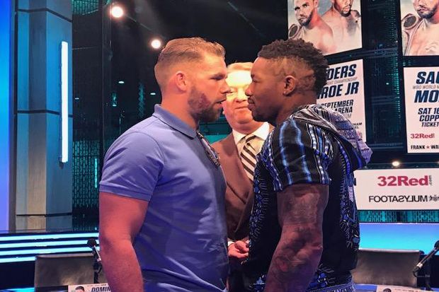 Duel Saunders vs Monroe...