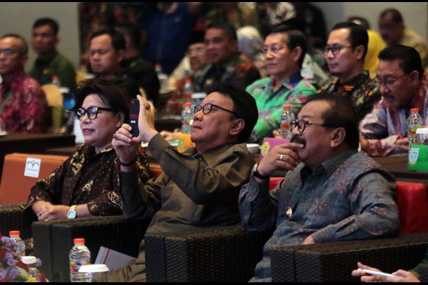 Kepala Daerah Diimbau...