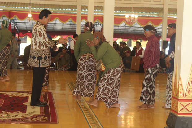 Sultan Minta Ormas Jadi...