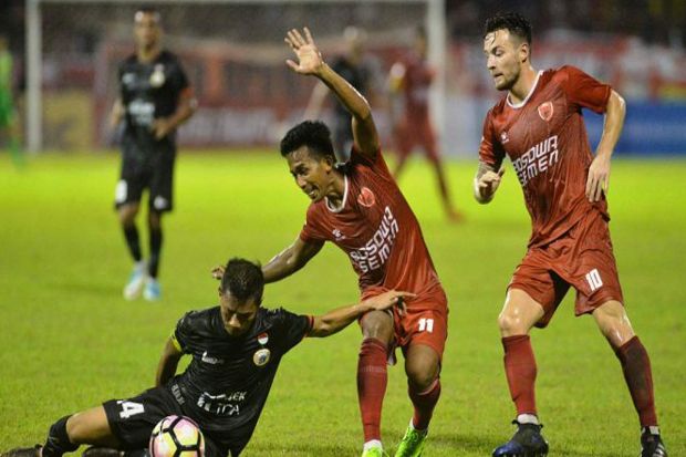 Hadapi Bali United,...