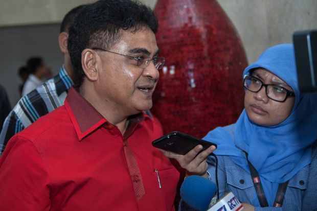 Respons PDIP Soal Amien...