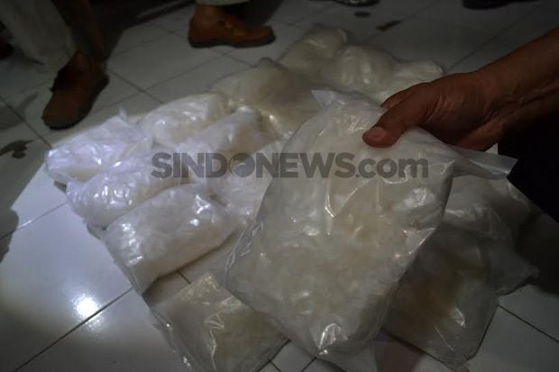 Serbuan Sabu China dan...