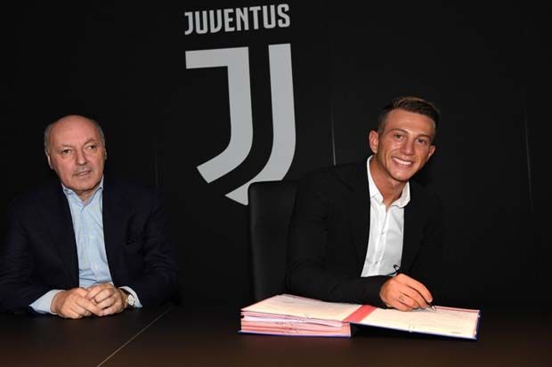 Juventus Cicil Pembelian...