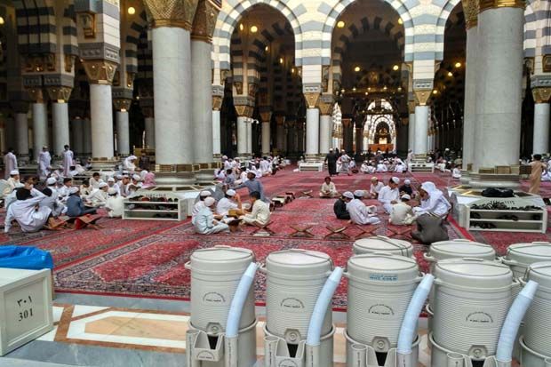 Jamaah Haji Dilarang...