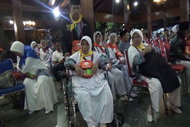 347 Jamaah Kloter 1...