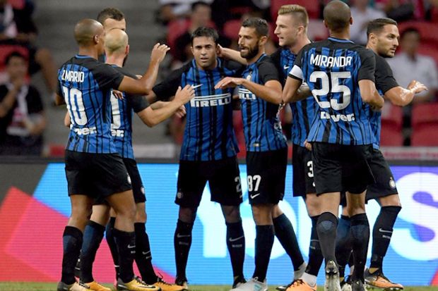 Inter Milan Perpanjang...