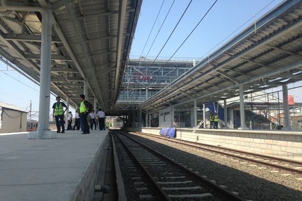 September, KRL Cikarang-Jakarta...
