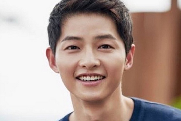 Song Joong Ki mulai...