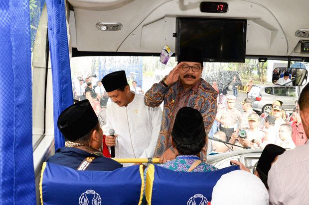 Gubernur Jatim Minta...