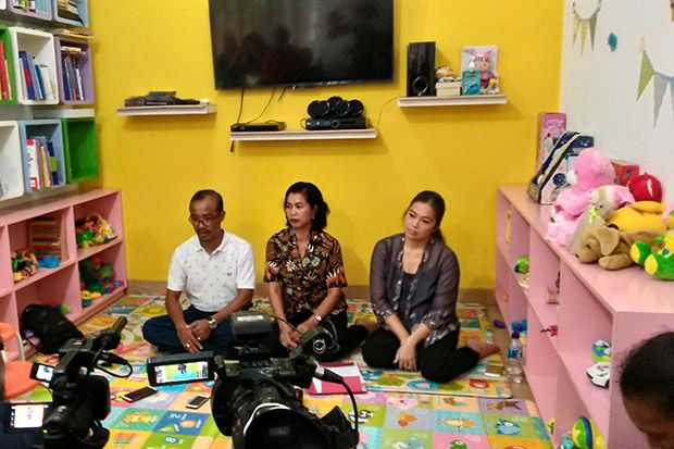 Bayi Disiksa, Yayasan...